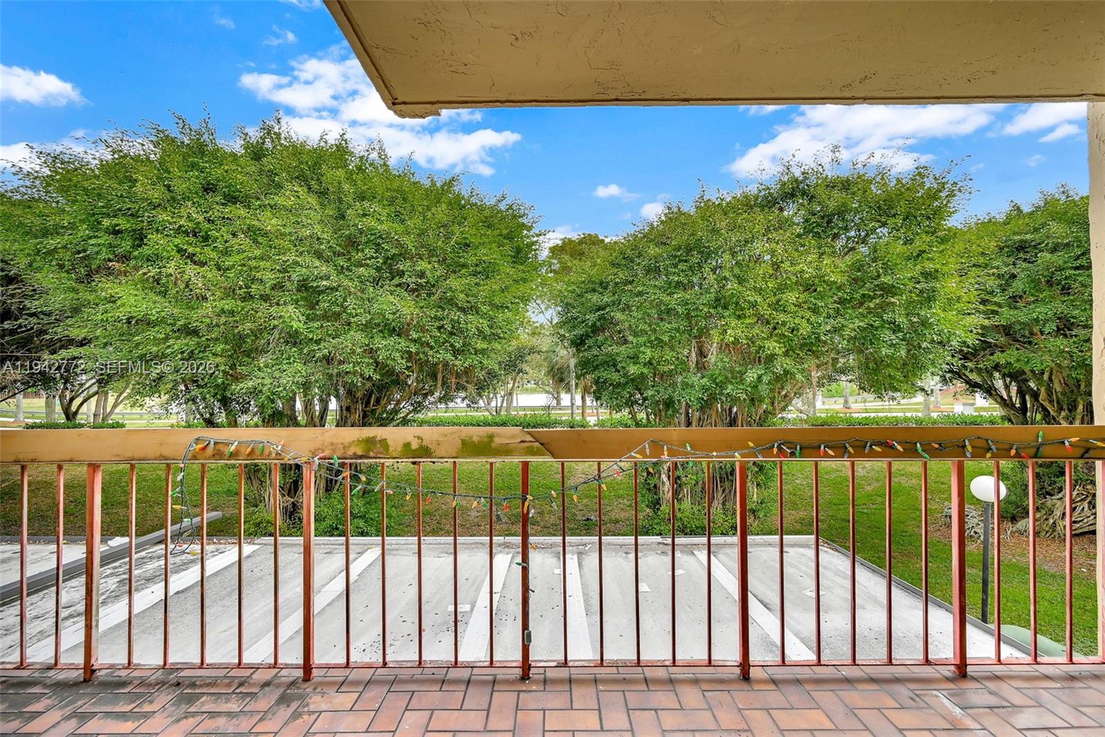 WINDSONG LAKES CONDO - Residential