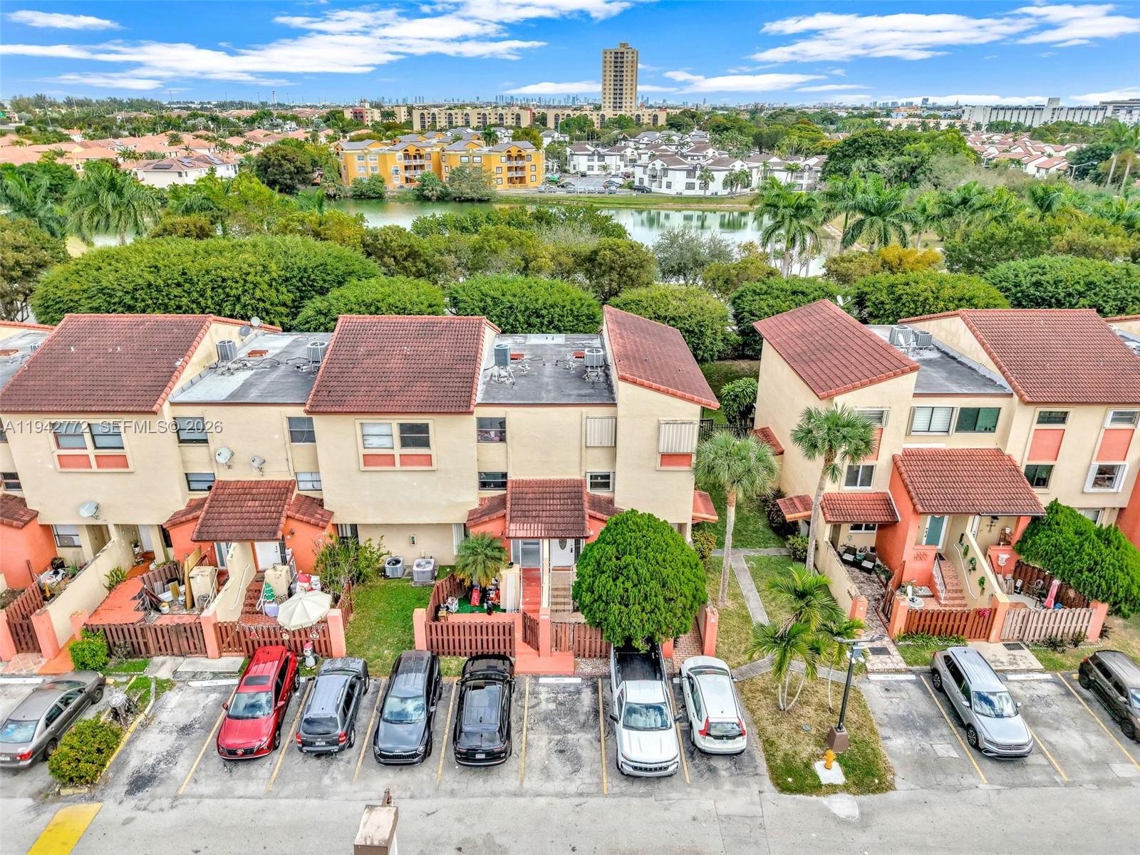 WINDSONG LAKES CONDO - Residential