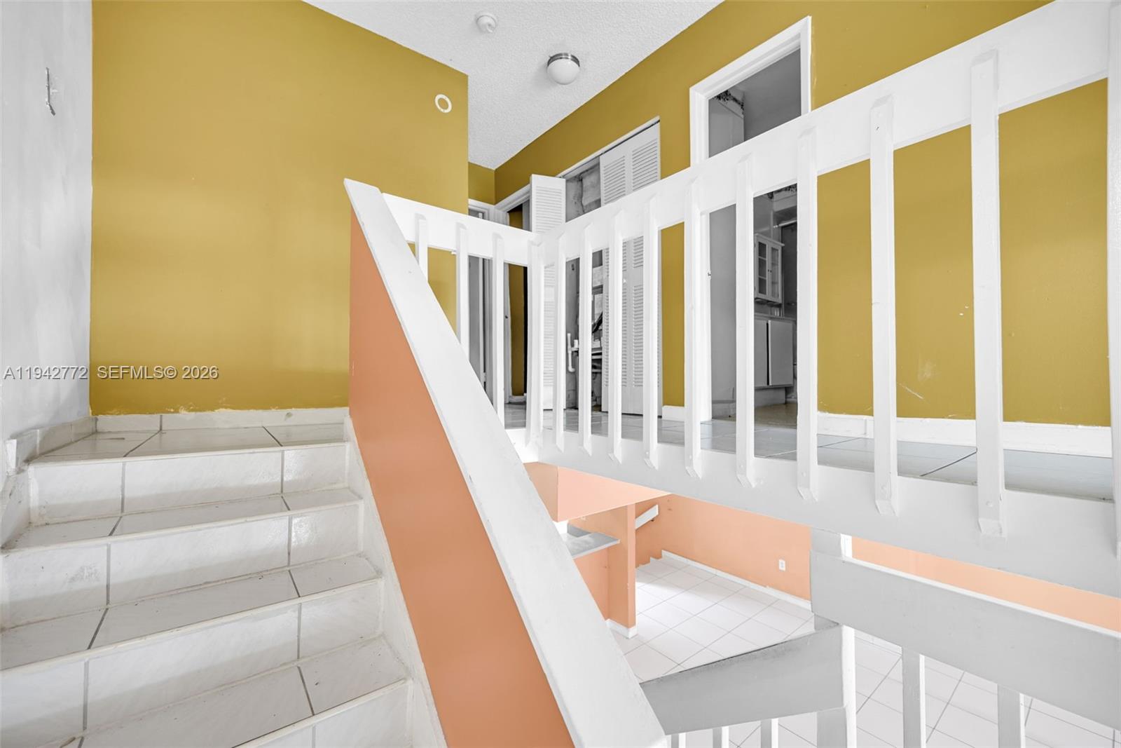 WINDSONG LAKES CONDO - Residential