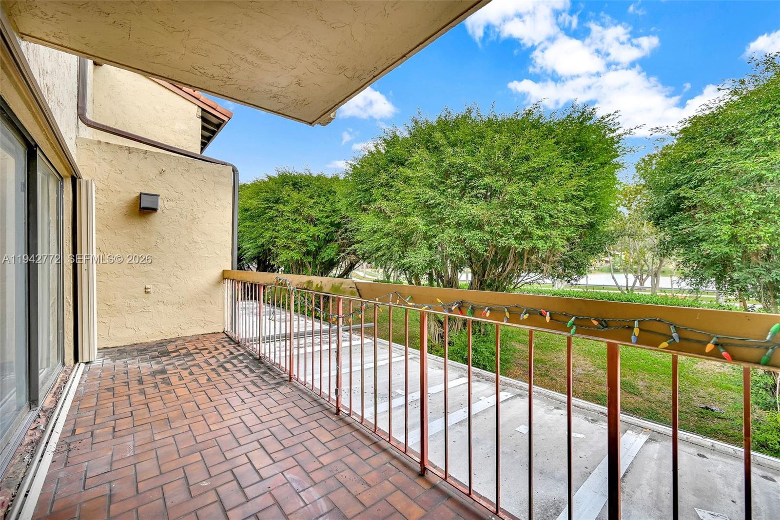 WINDSONG LAKES CONDO - Residential