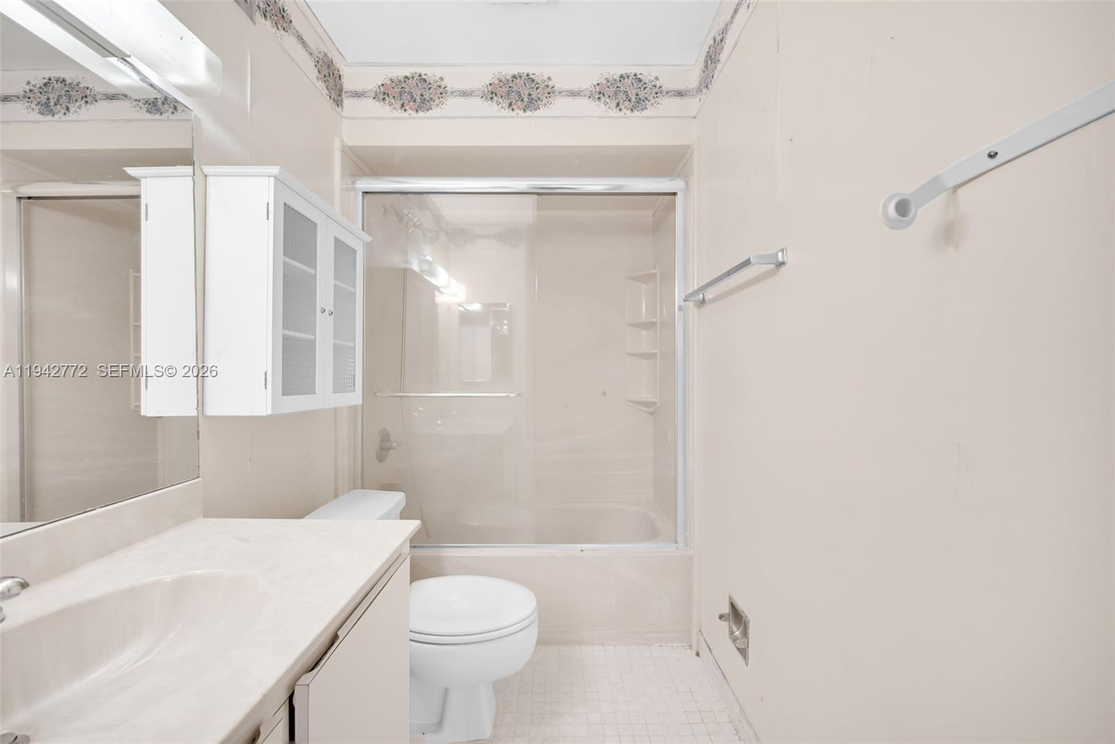 WINDSONG LAKES CONDO - Residential