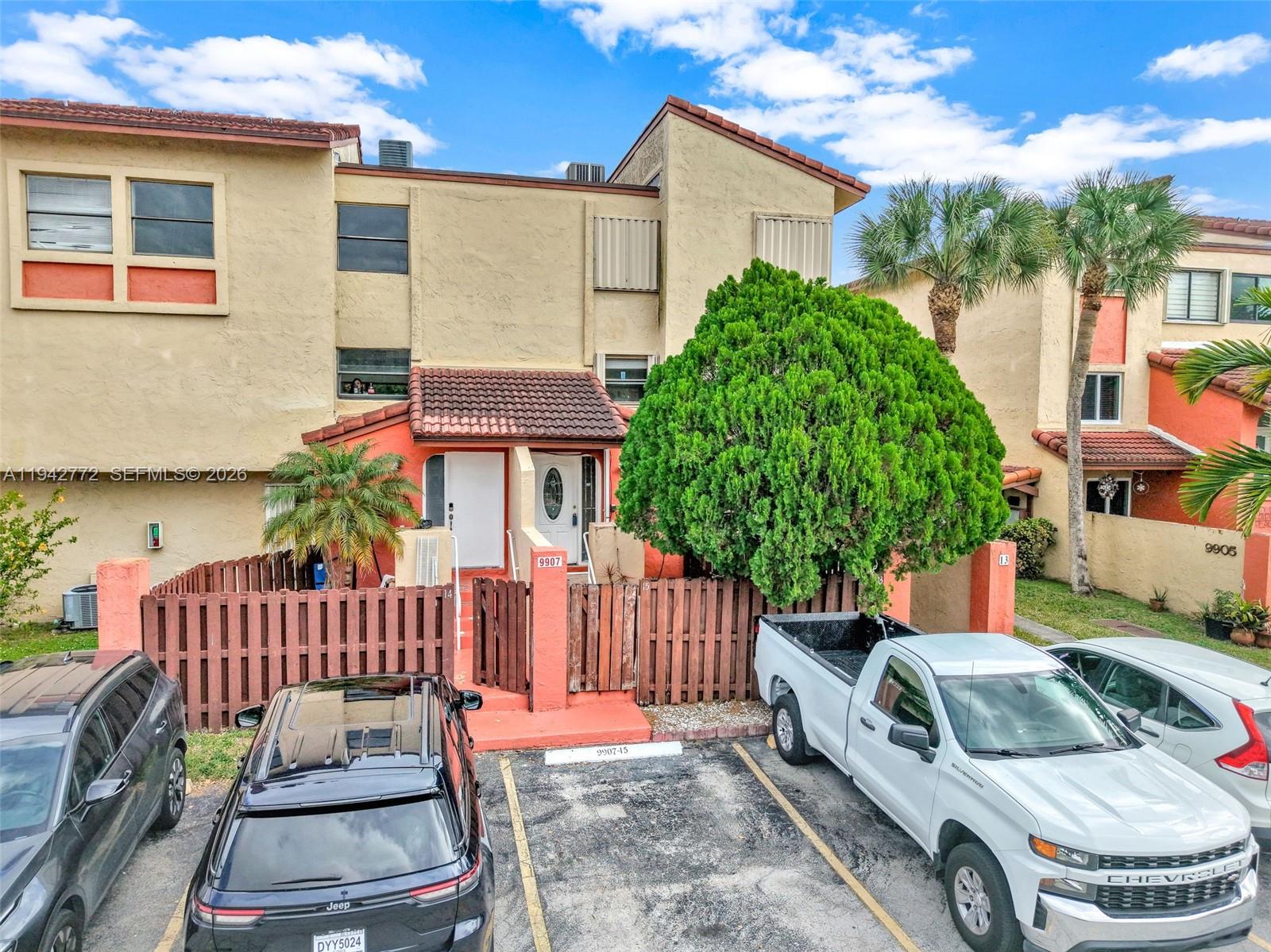 WINDSONG LAKES CONDO - Residential