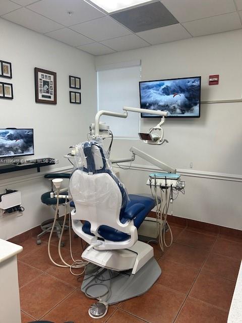 Established 30+ years in a prime 1st-floor location. Collects $475K on just 2.5 days/week with rent only $2,700/month . Over 11,000 patients in Dentrix. Features 3 Pelton & Crane ops (2 yrs old), 2 Trophy ETX X-rays, Pan 4000 PC, 2 Dexis sensors, Midmark M9 & M7 autoclaves, Implant system, 5 PCs w/ dual monitors, Air Star 40 compressor (2 yrs old). No Medicaid. Previously full-time with strong patient retention and oceanfront visibility—ideal for expansion in a high-demand coastal market.