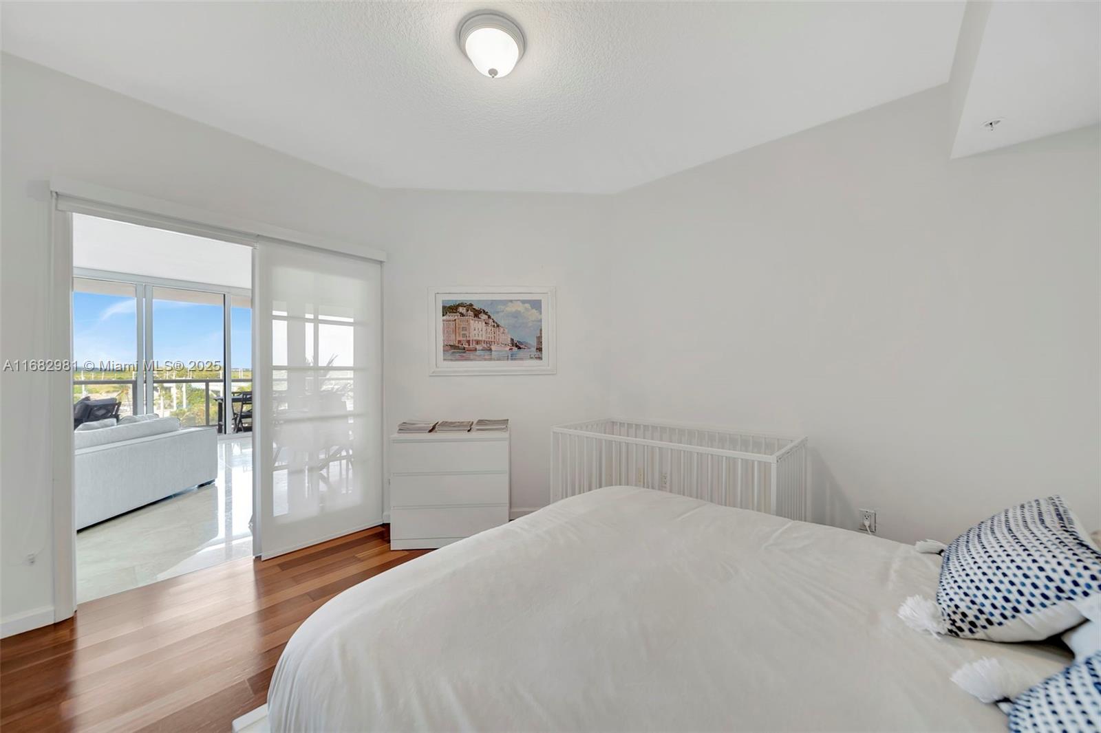 RENAISSANCE ON THE OCEAN - Residential