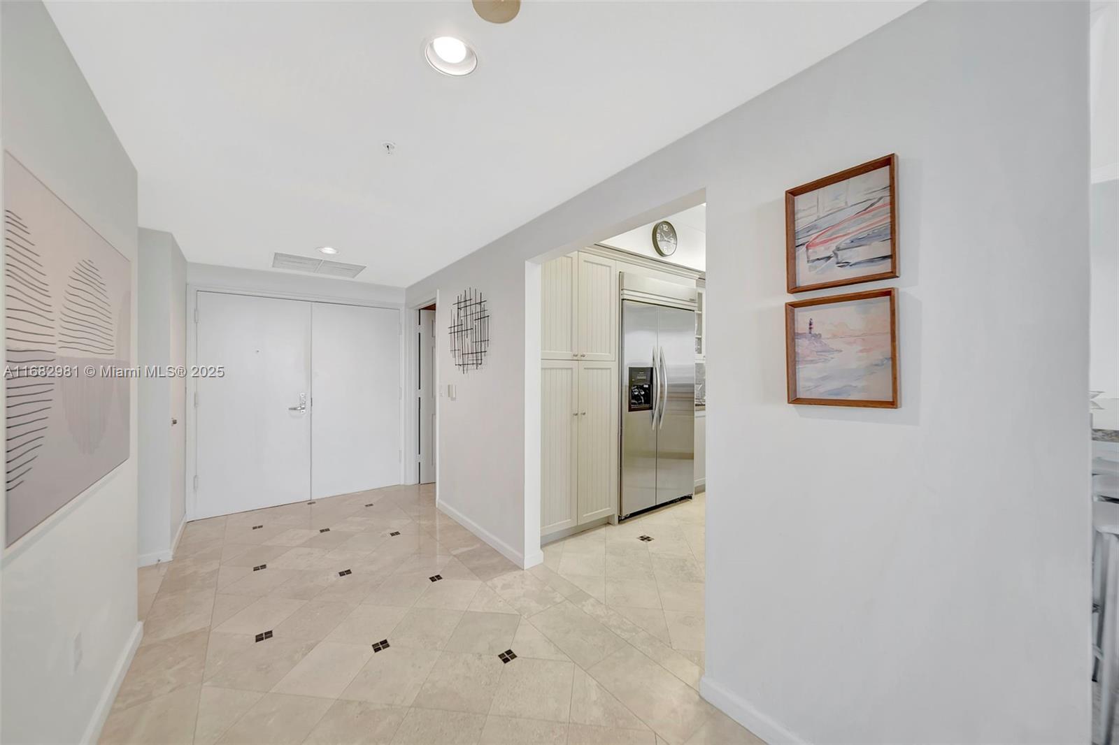 RENAISSANCE ON THE OCEAN - Residential