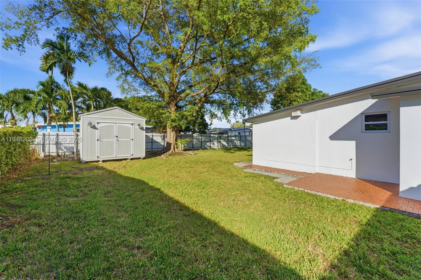 WESTWOOD LAKE 7TH ADDN - Residential