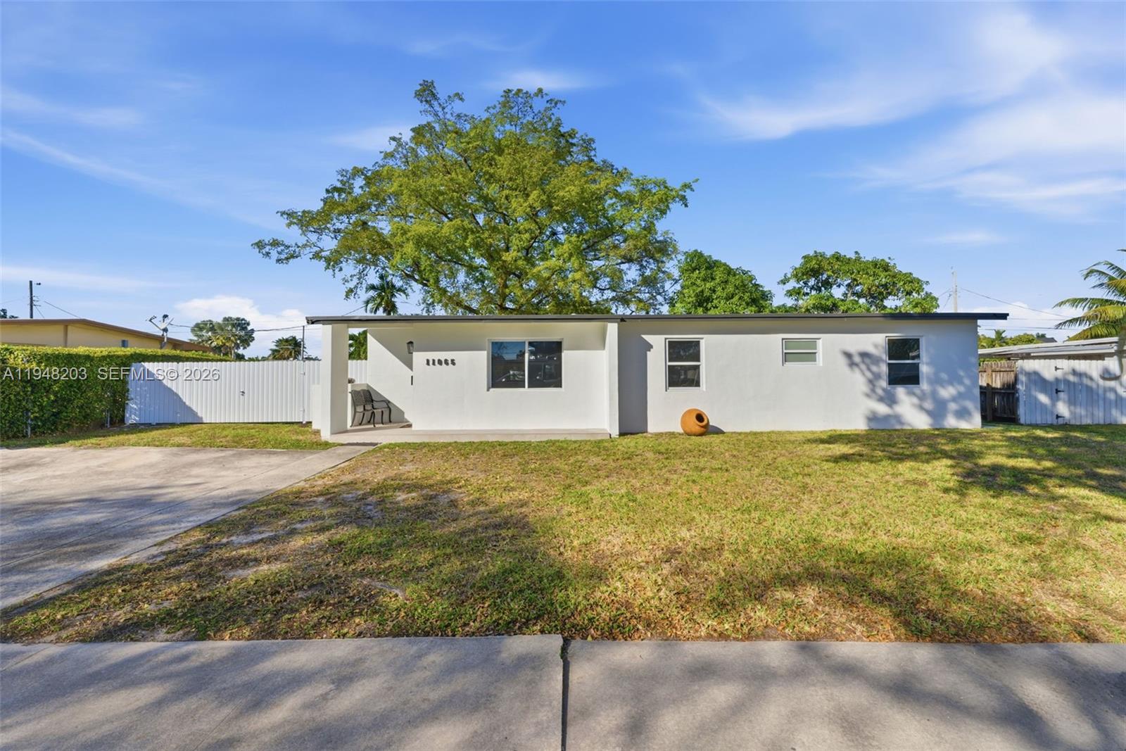 WESTWOOD LAKE 7TH ADDN - Residential