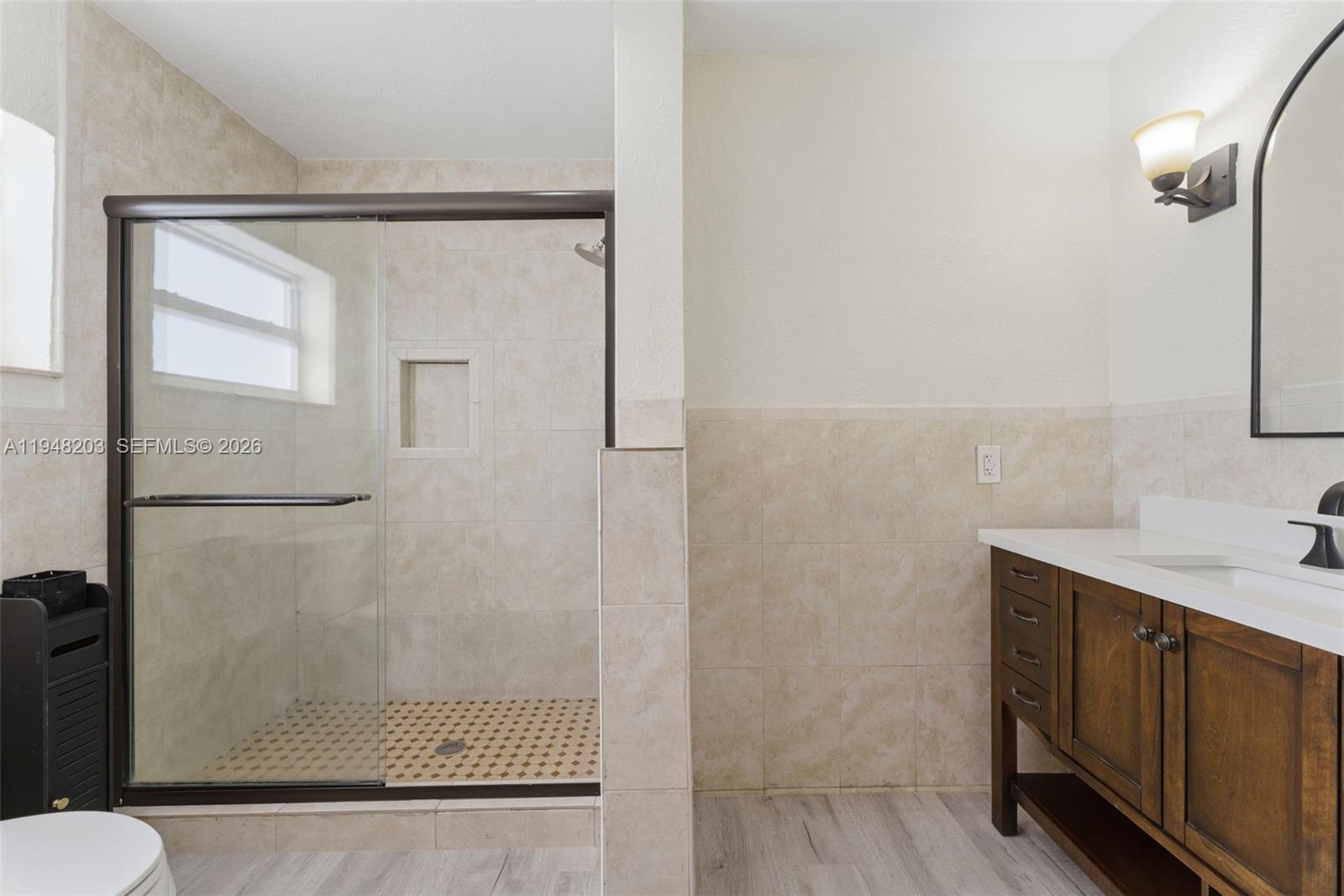 WESTWOOD LAKE 7TH ADDN - Residential