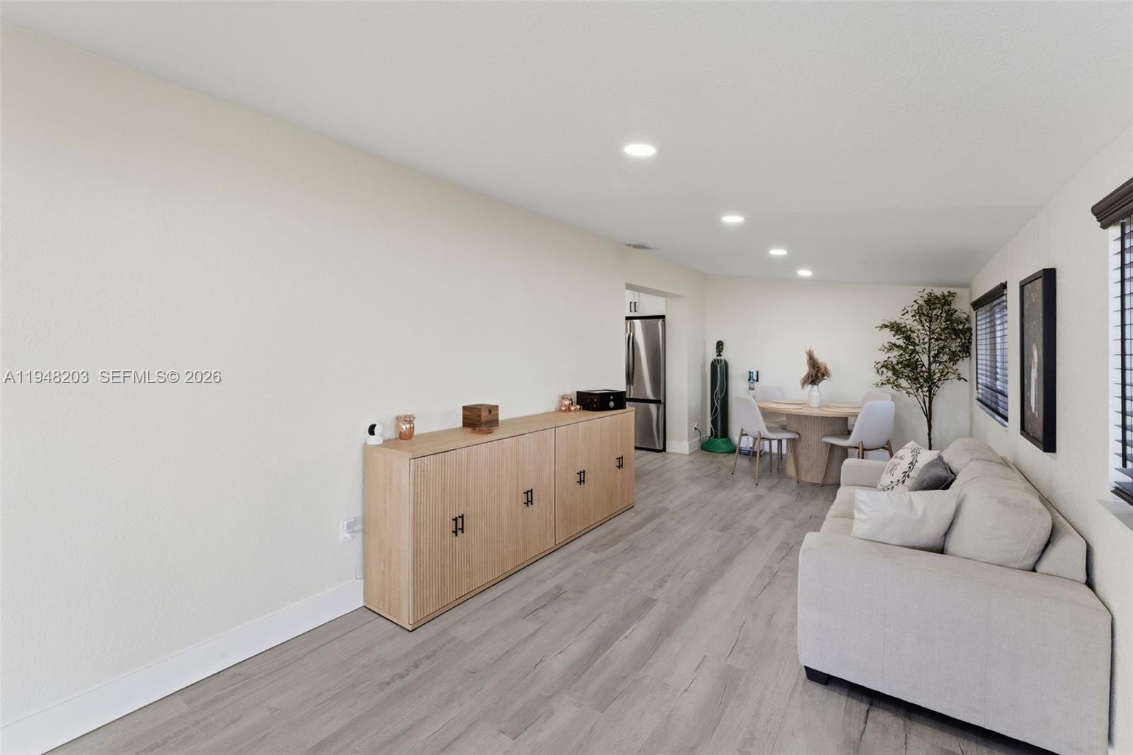 WESTWOOD LAKE 7TH ADDN - Residential