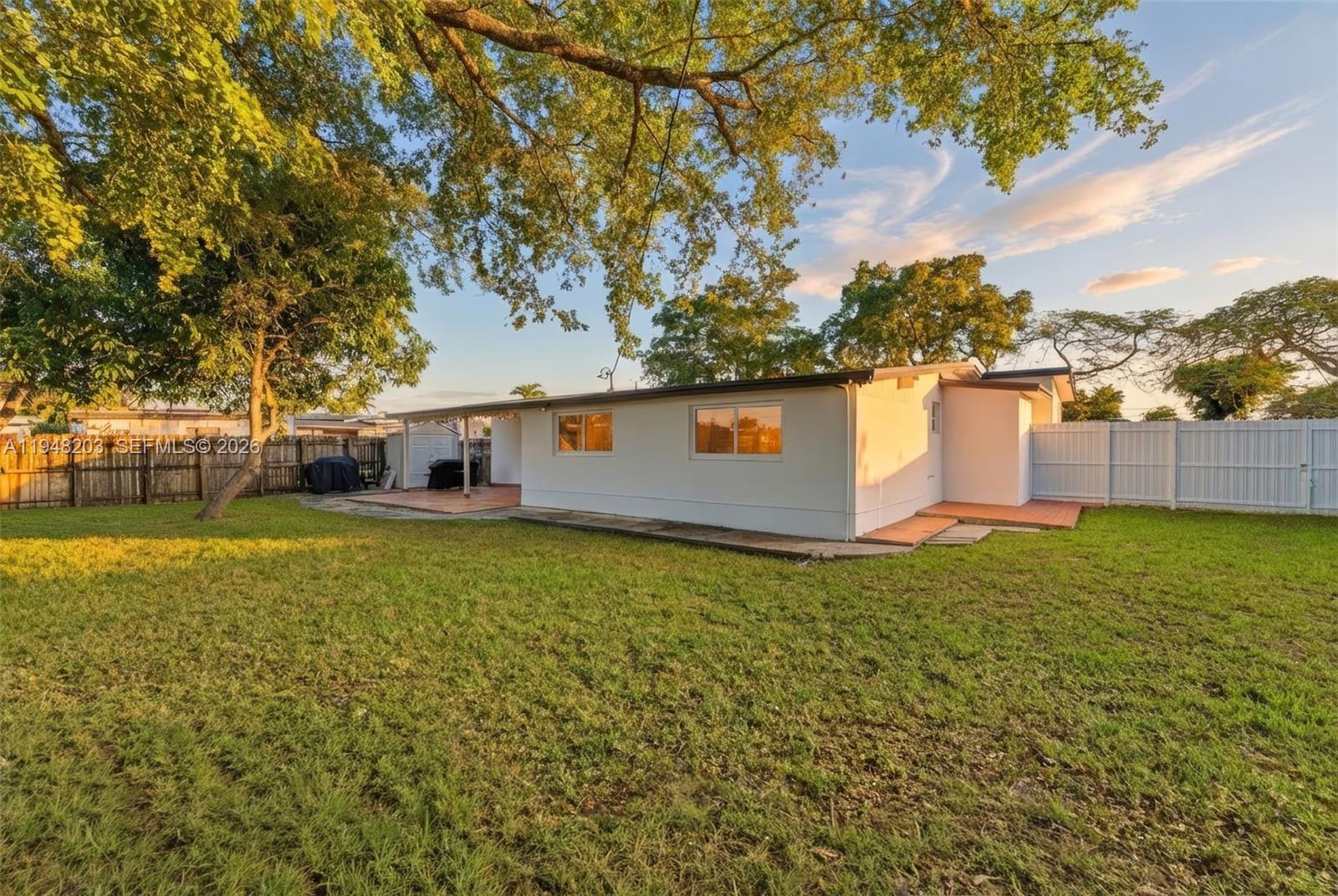 WESTWOOD LAKE 7TH ADDN - Residential