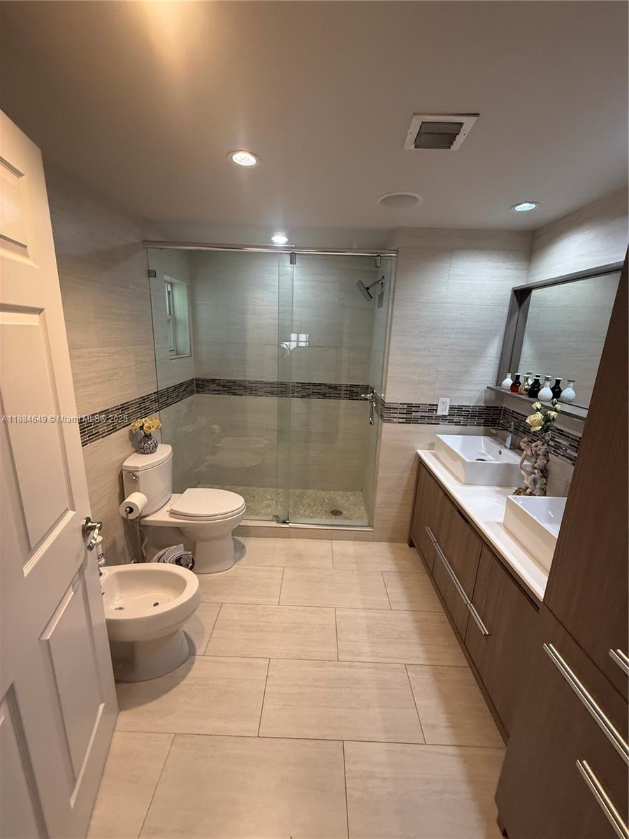 SAN SEBASTIAN UNIT 2 - Residential