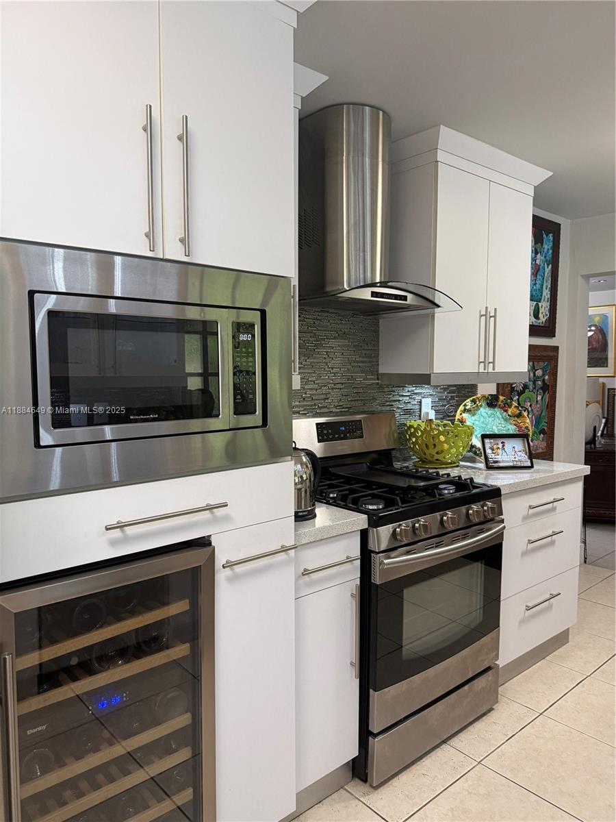 SAN SEBASTIAN UNIT 2 - Residential