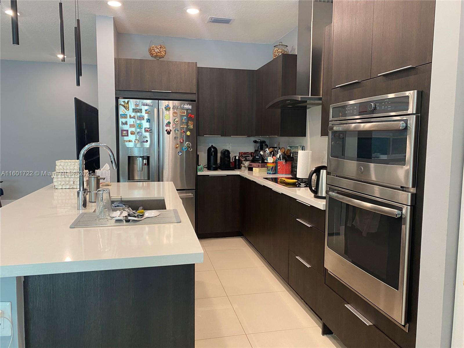 Landmark at Doral Central - Residential