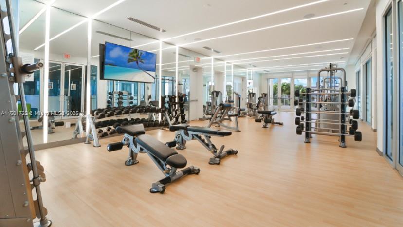 Landmark at Doral Central - Residential