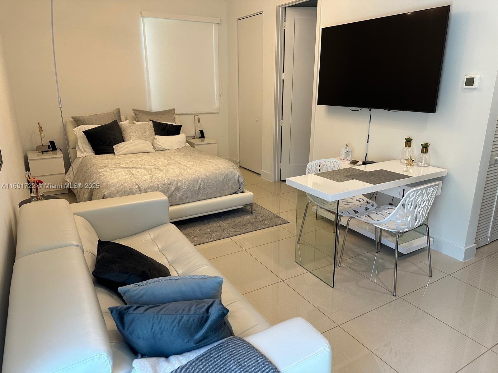 Landmark at Doral Central - Residential