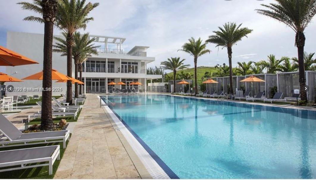 Landmark at Doral Central - Residential