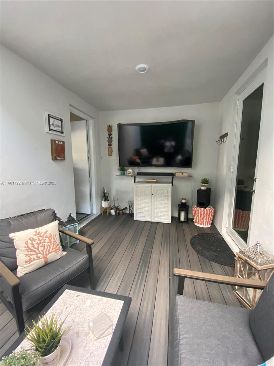 Landmark at Doral Central - Residential