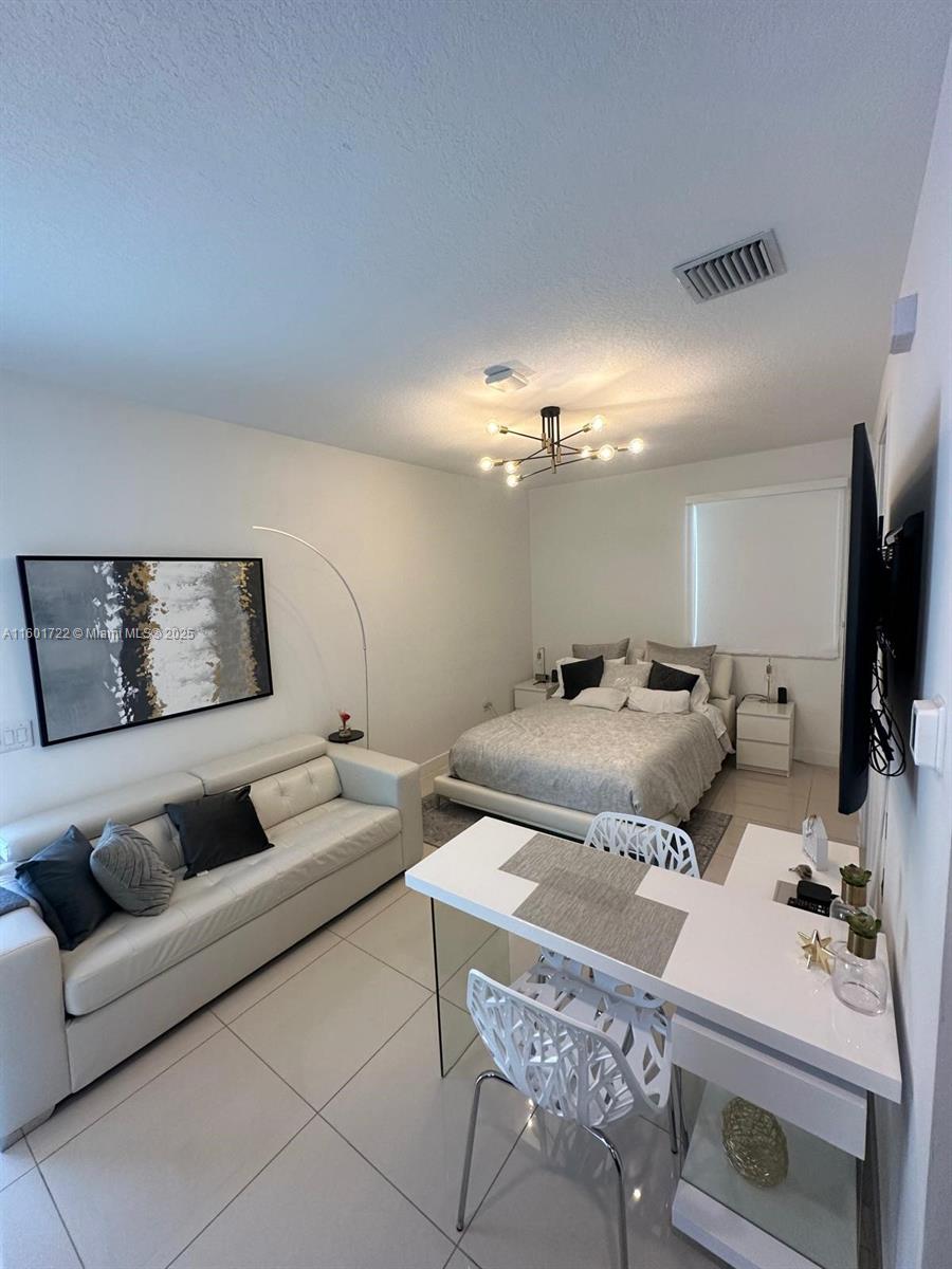 Landmark at Doral Central - Residential
