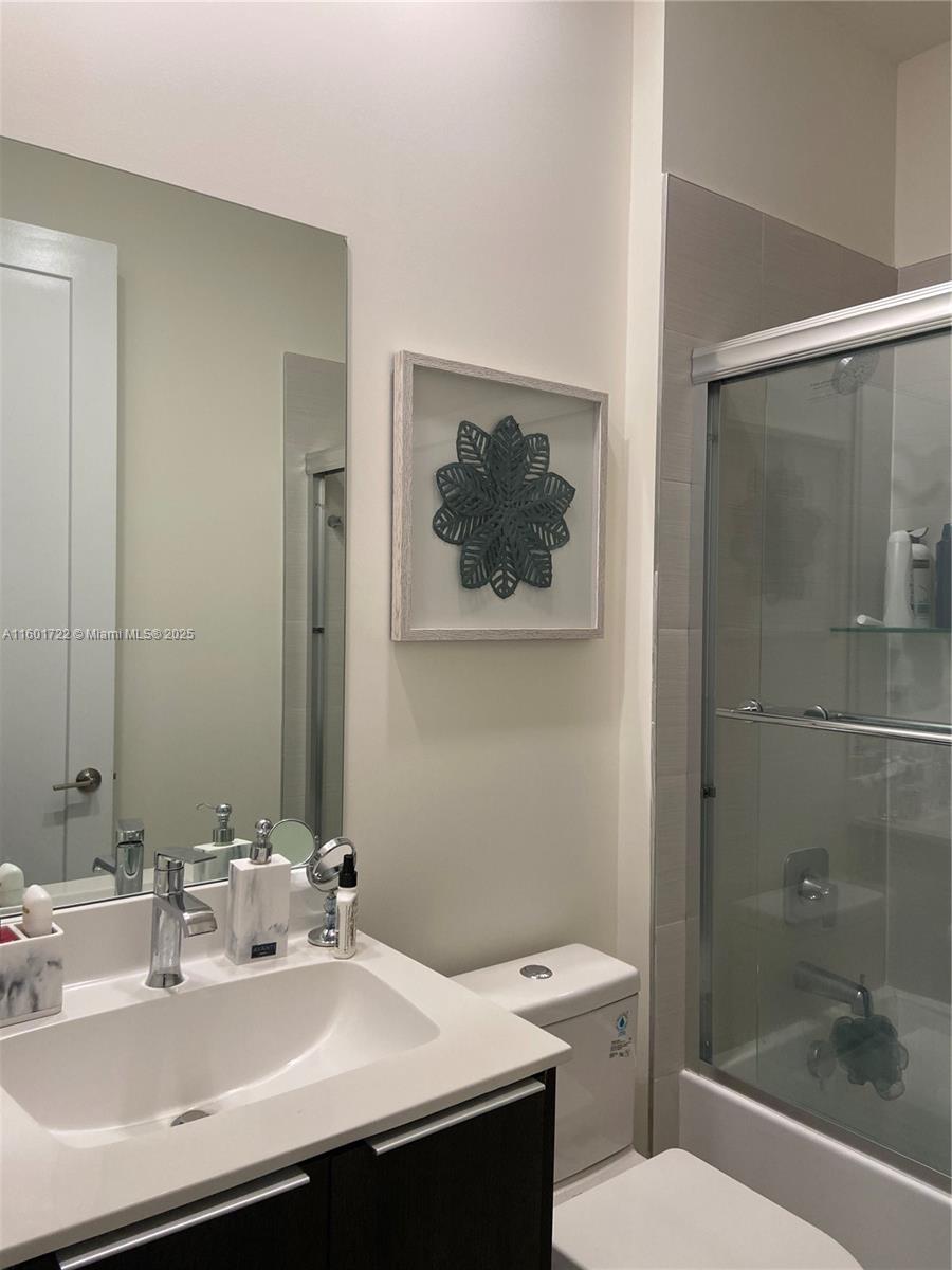 Landmark at Doral Central - Residential