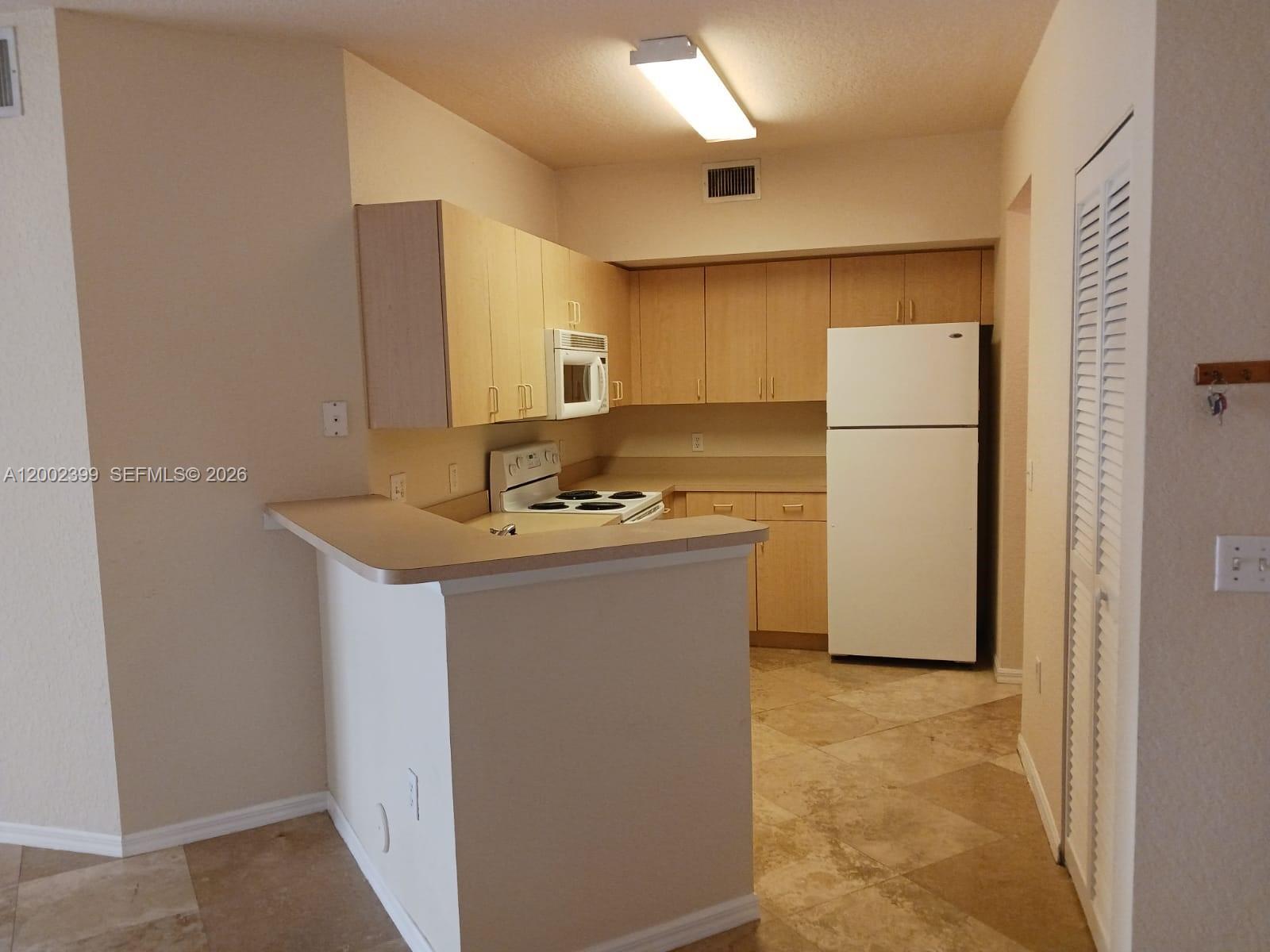 BELMONT AT NORTH LAUDERDA - Residential