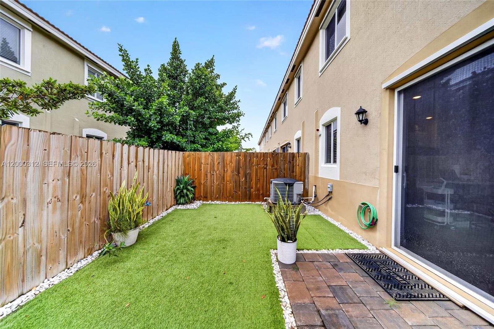 TOWNS AT SEASCAPE - Residential