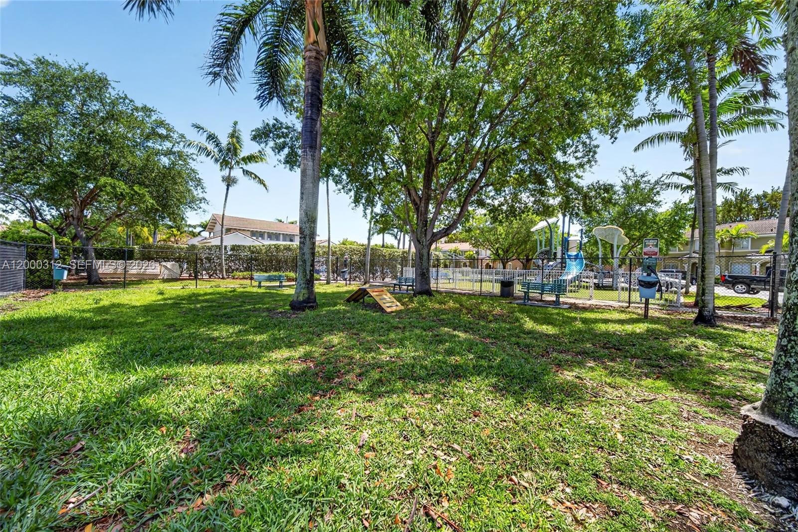 TOWNS AT SEASCAPE - Residential