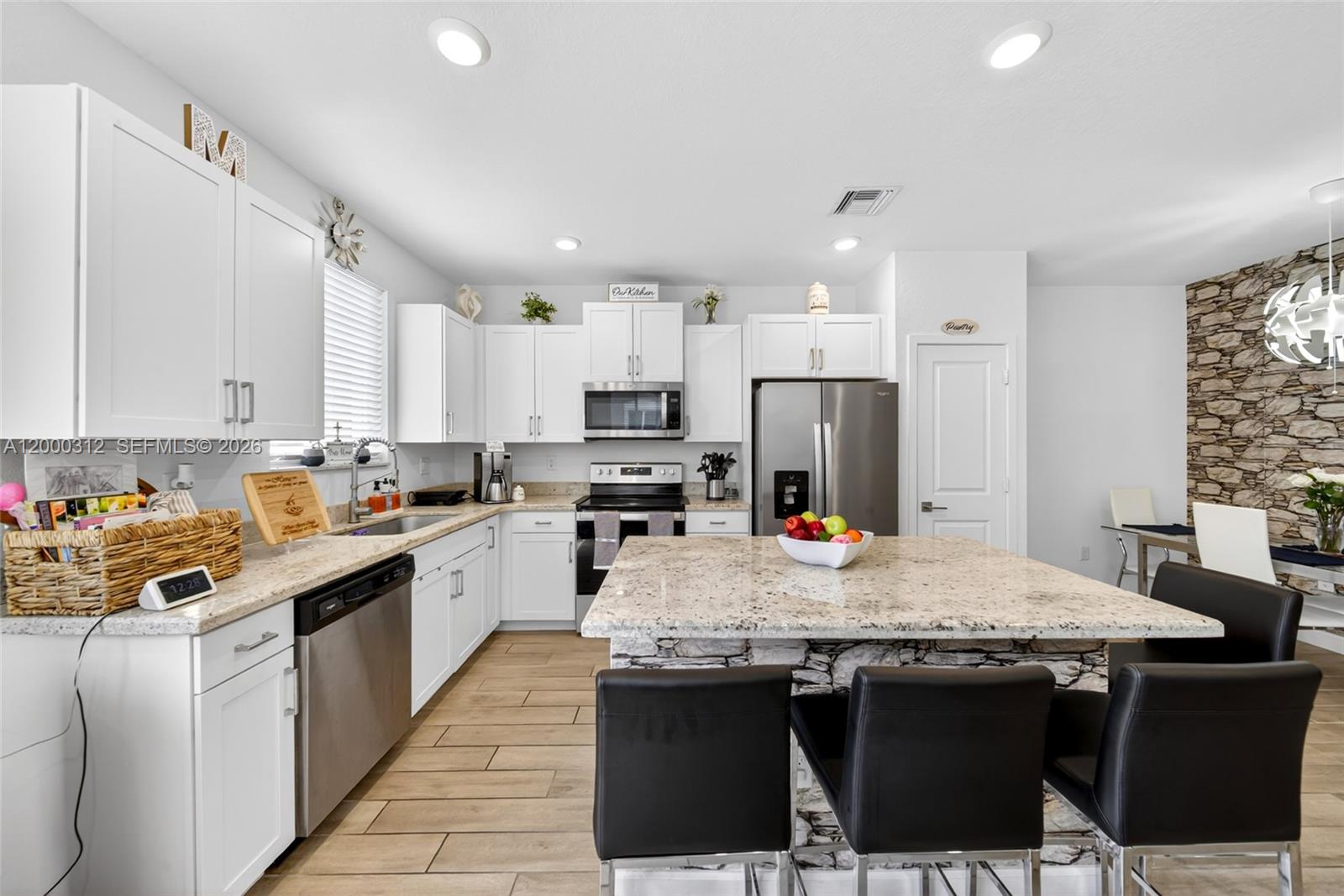 TOWNS AT SEASCAPE - Residential