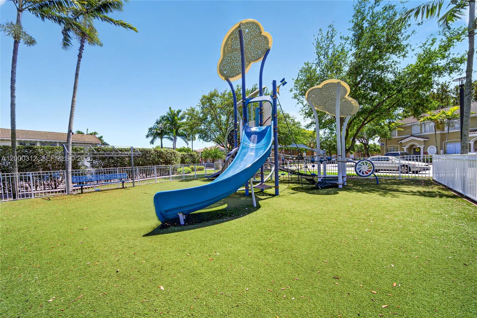 TOWNS AT SEASCAPE - Residential