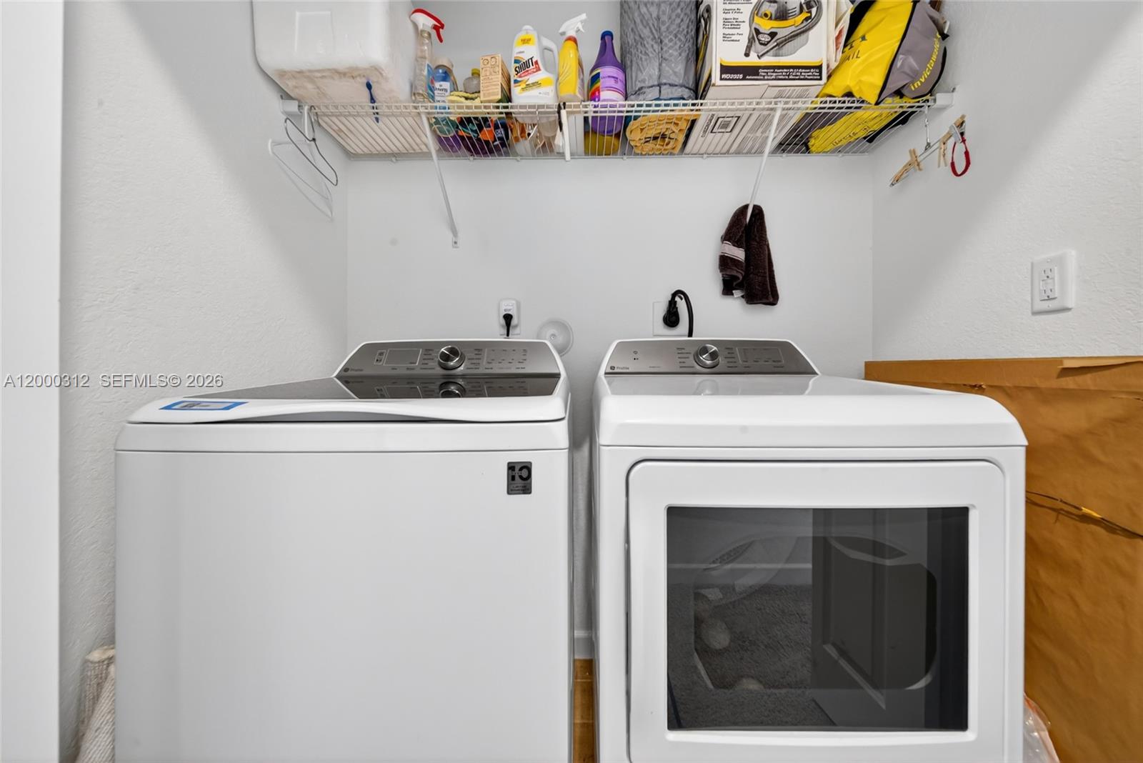 TOWNS AT SEASCAPE - Residential