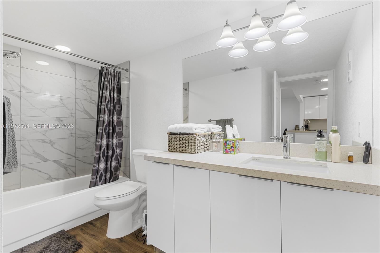 SUNRISE LAKES 183 CONDO - Residential