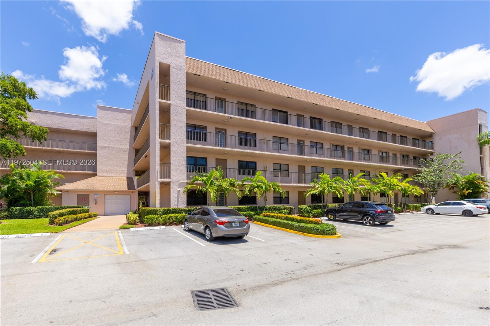 SUNRISE LAKES 183 CONDO - Residential