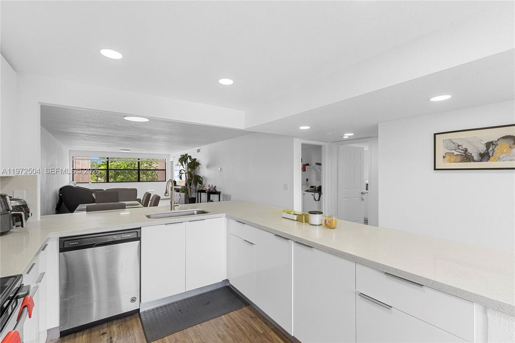 Photo of 2704 NW 104th Ave #306, Sunrise, FL 33322 (MLS # A11972504)