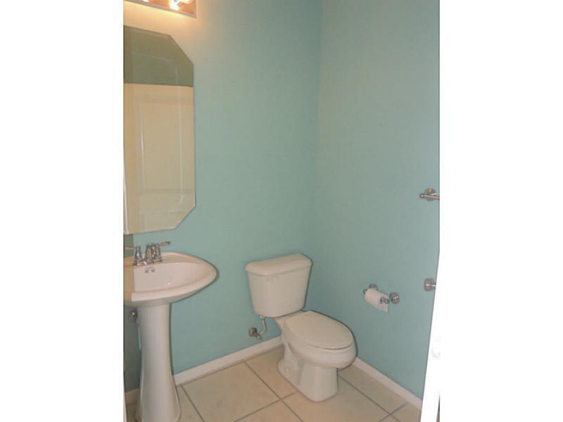 SAWGRASS LAKES 154-2 B PO - Residential Lease