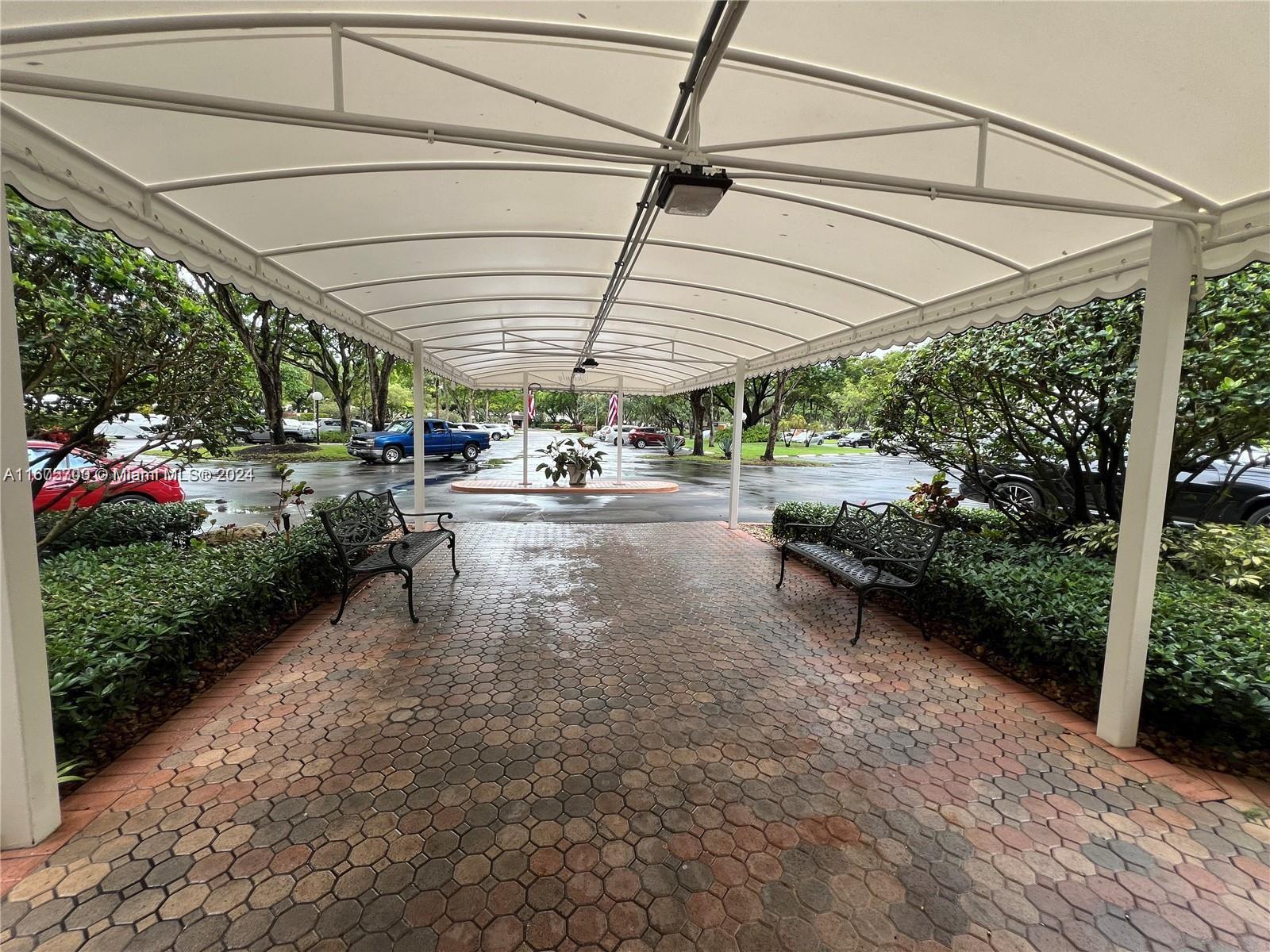 PALM AIRE - Residential