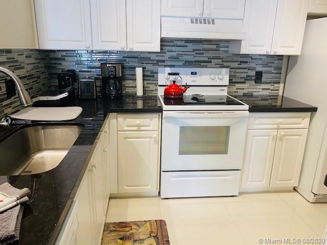 THE YACHT CLUB AT AVENTUR - Residential Lease