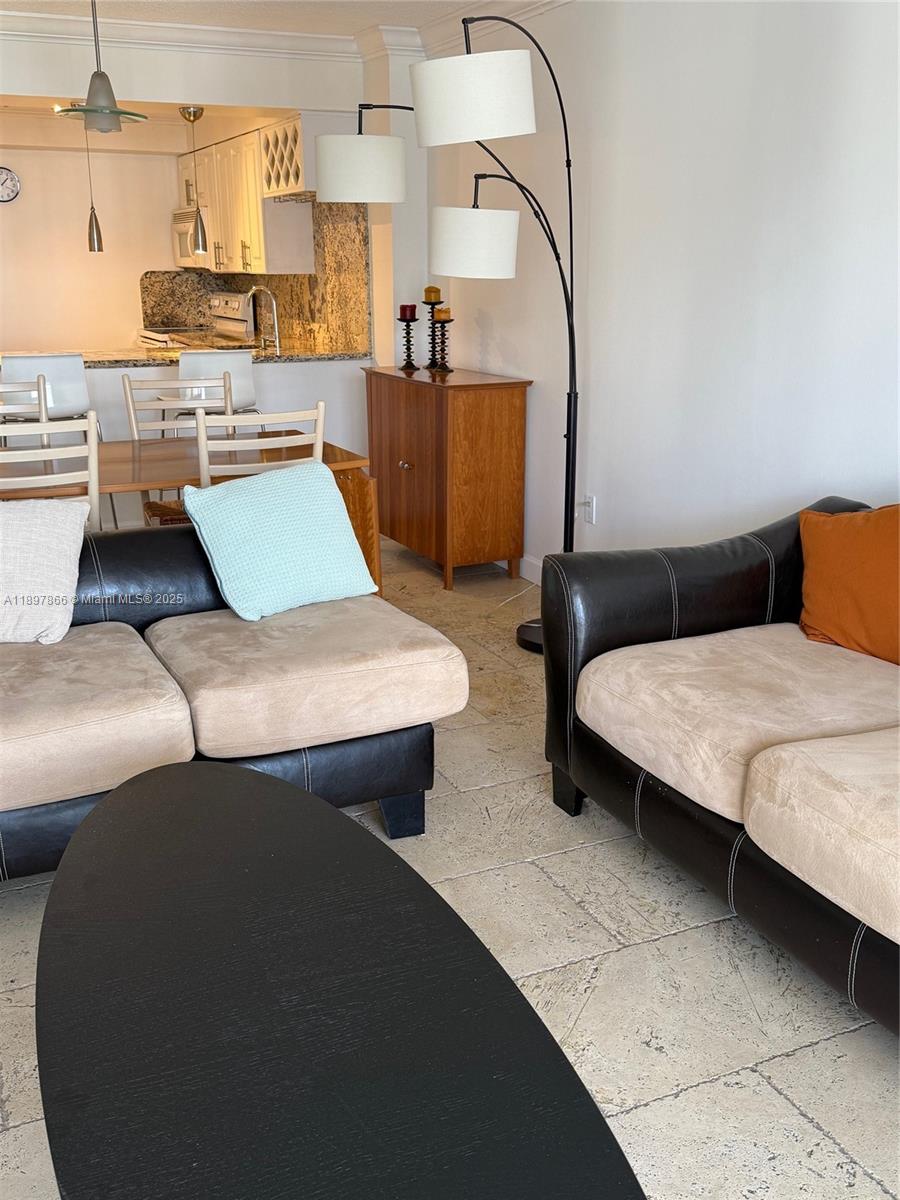 ARLEN BEACH CONDO - Residential Lease