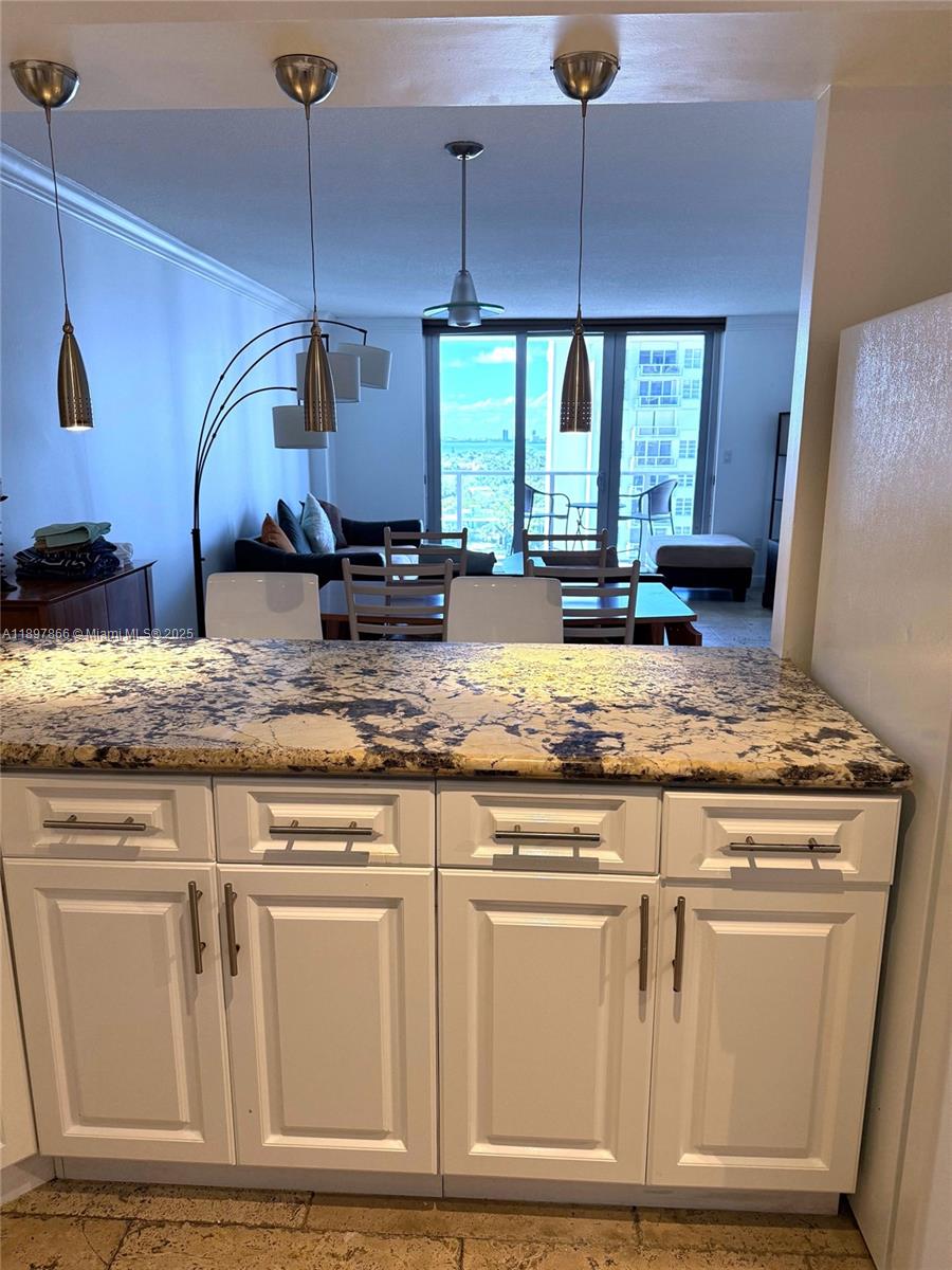 ARLEN BEACH CONDO - Residential Lease