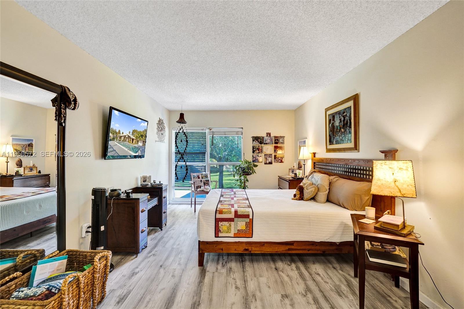 HOLLYWOOD GARDENS CONDOMI - Residential