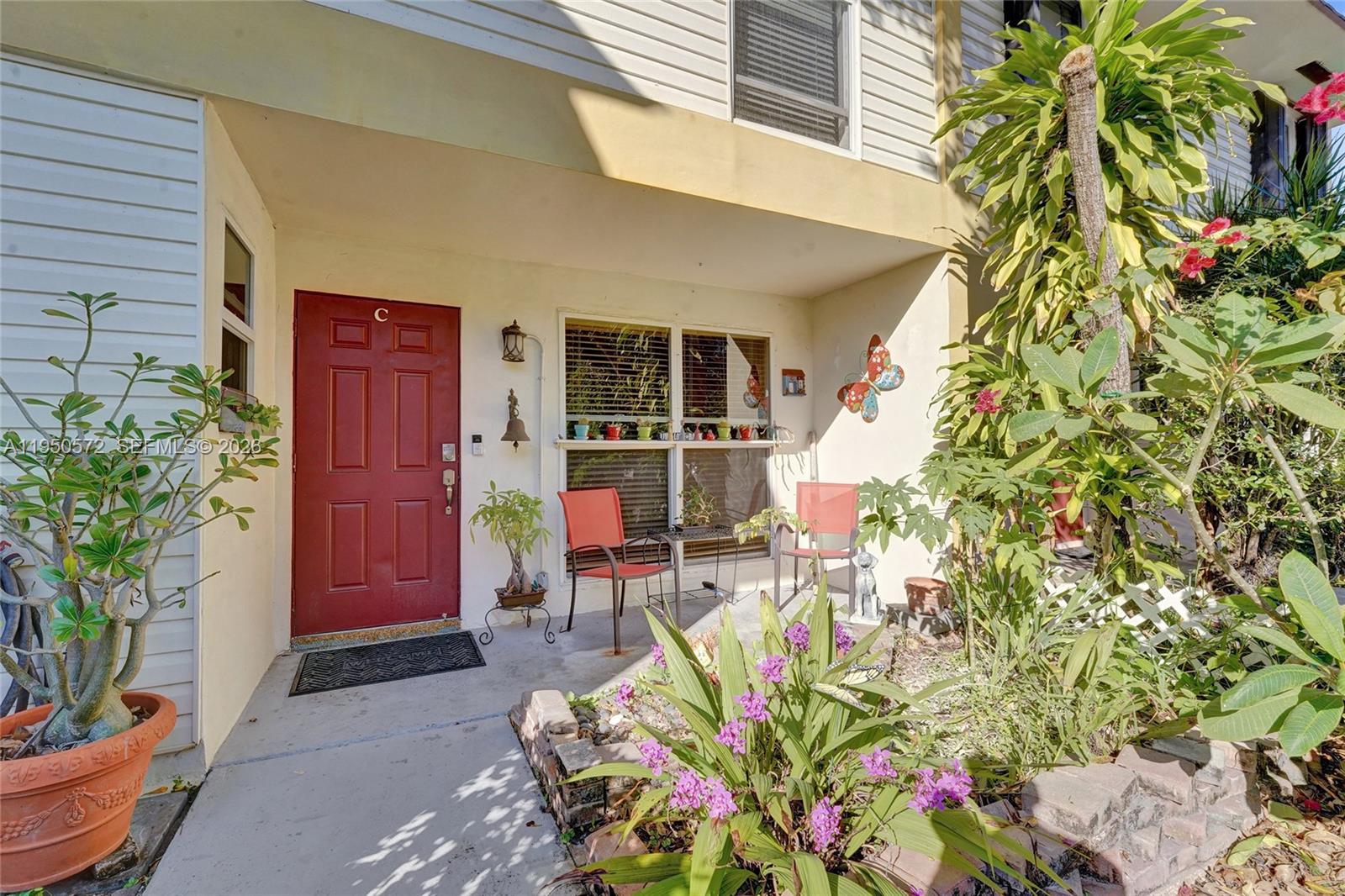 HOLLYWOOD GARDENS CONDOMI - Residential