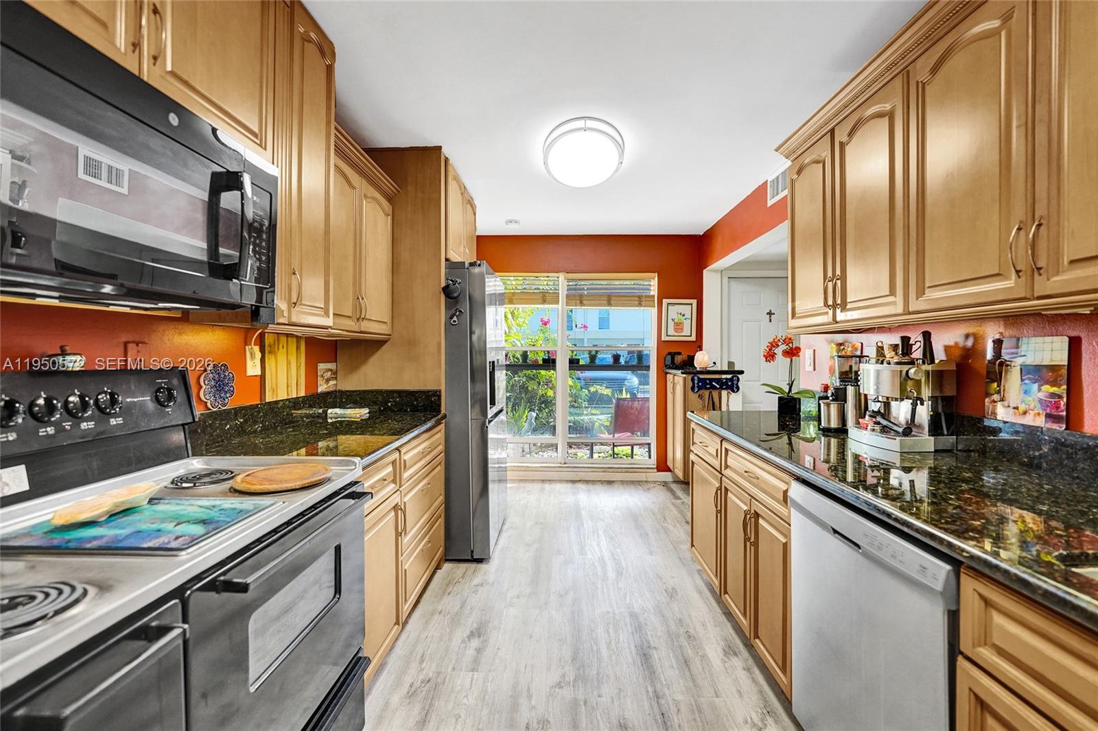 HOLLYWOOD GARDENS CONDOMI - Residential