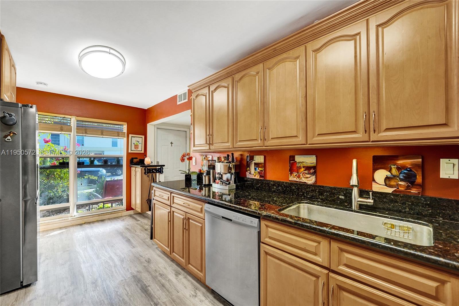 HOLLYWOOD GARDENS CONDOMI - Residential