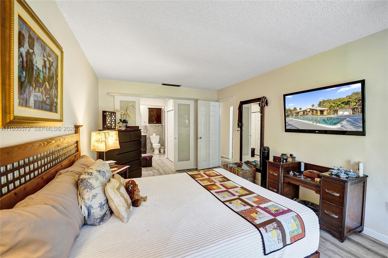 HOLLYWOOD GARDENS CONDOMI - Residential