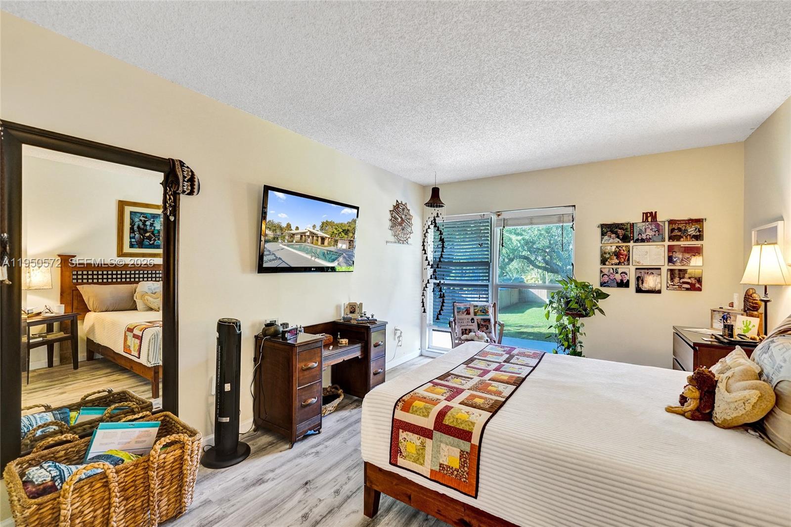 HOLLYWOOD GARDENS CONDOMI - Residential