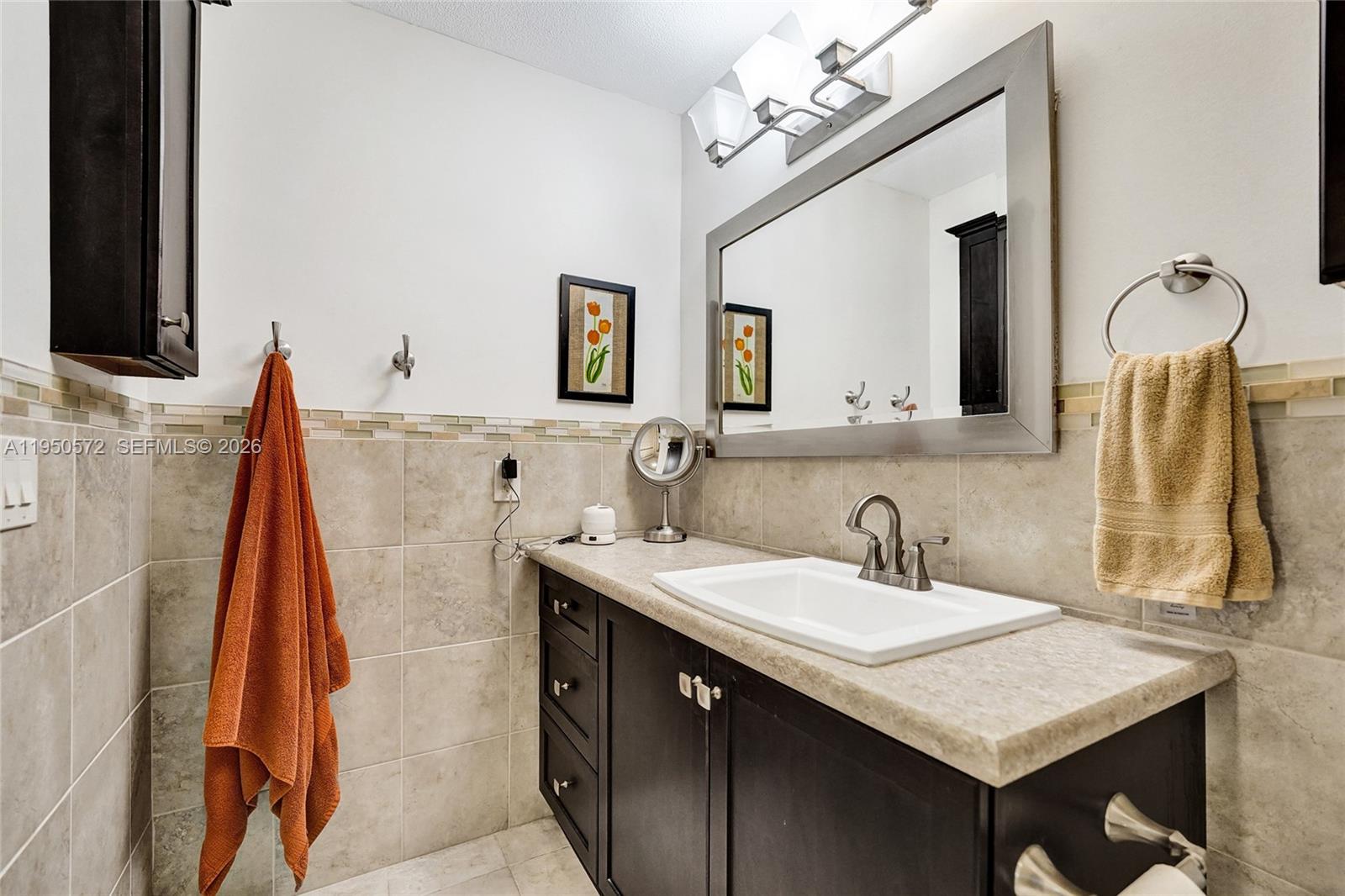 HOLLYWOOD GARDENS CONDOMI - Residential