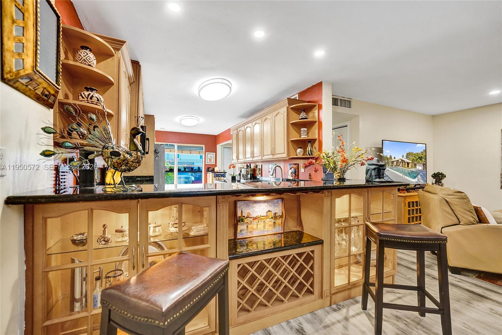 HOLLYWOOD GARDENS CONDOMI - Residential