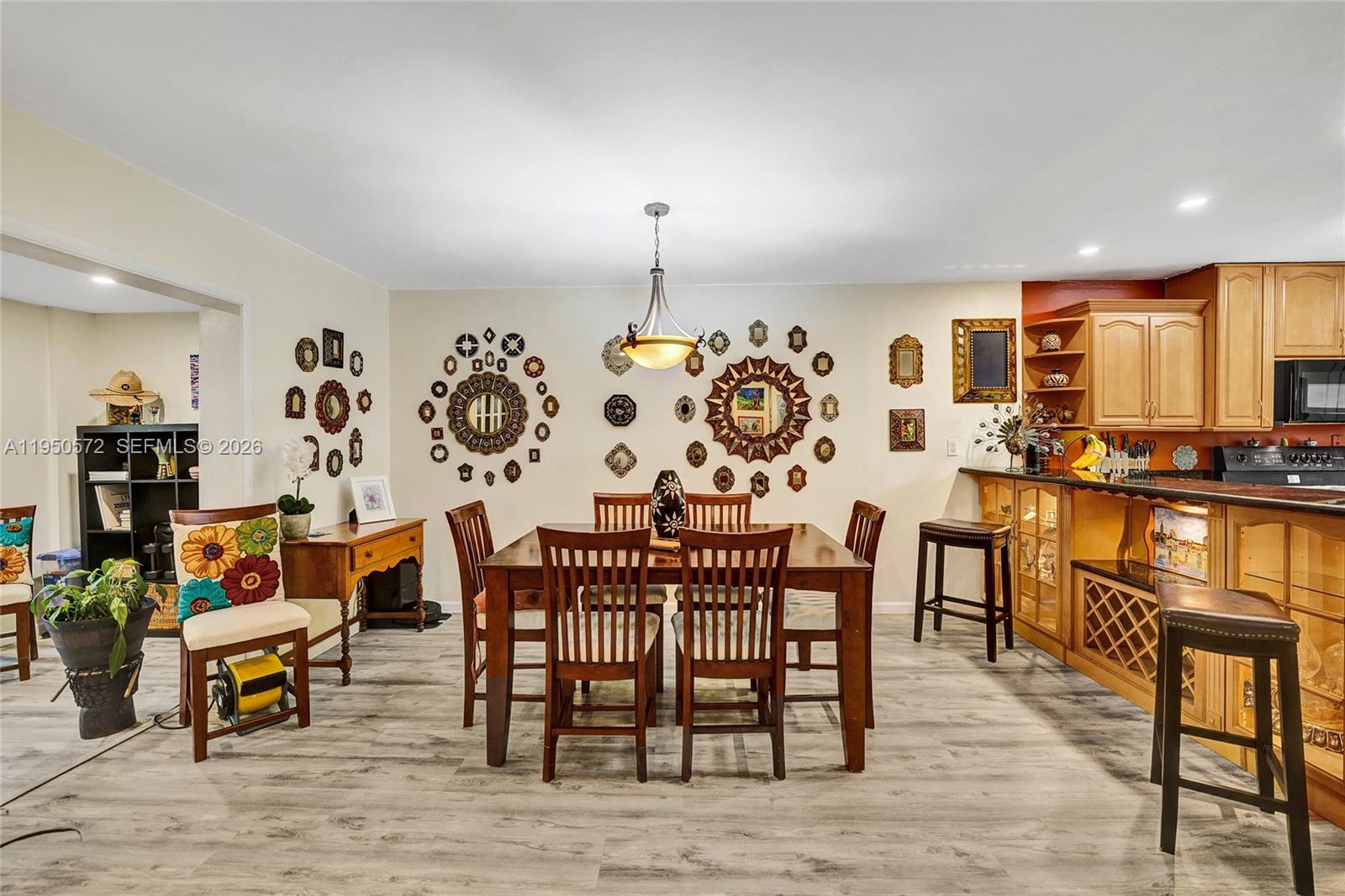 HOLLYWOOD GARDENS CONDOMI - Residential