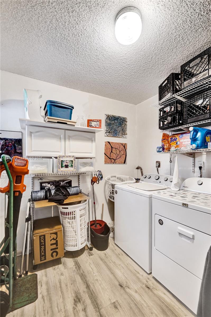 HOLLYWOOD GARDENS CONDOMI - Residential