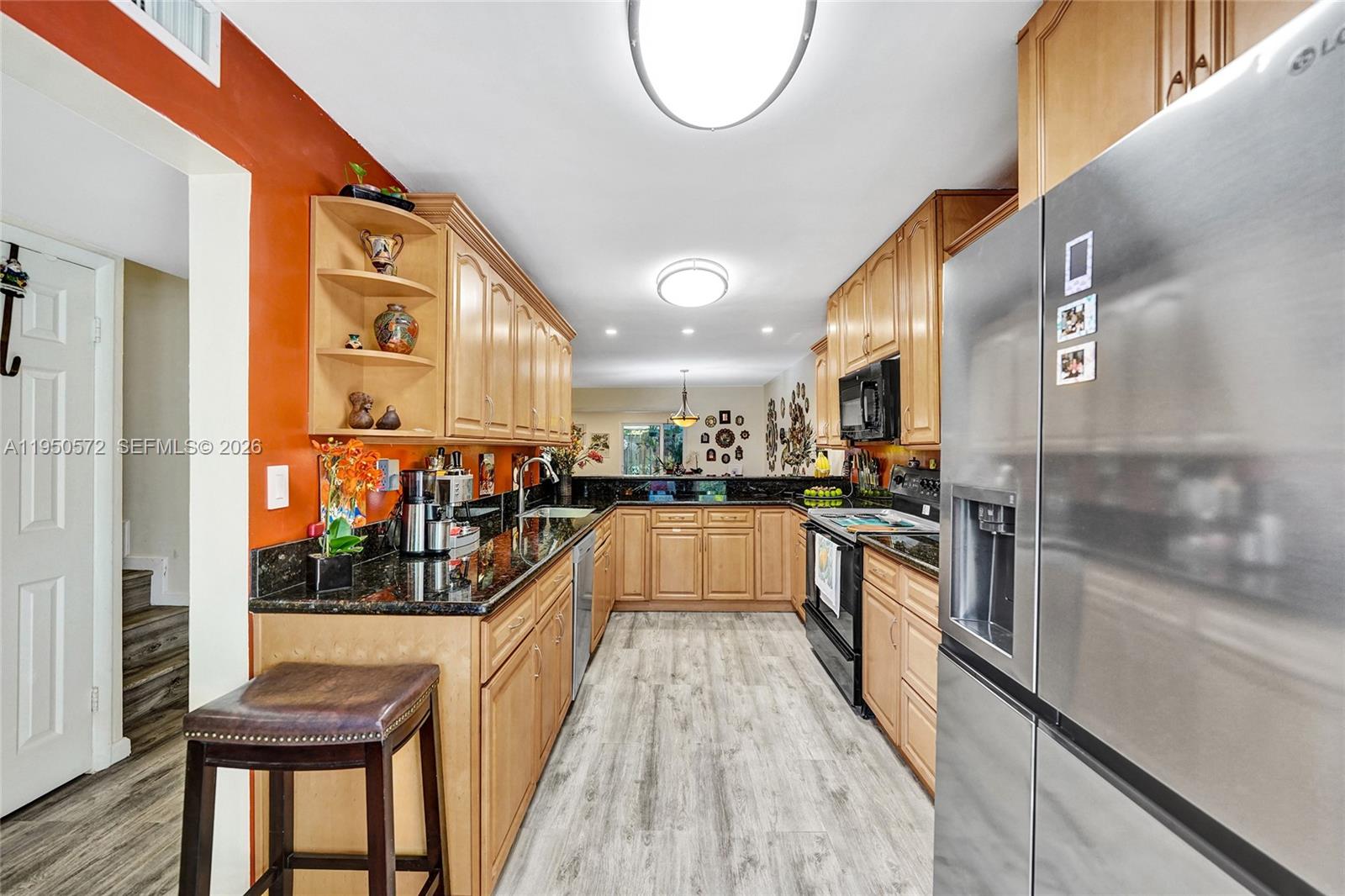 HOLLYWOOD GARDENS CONDOMI - Residential