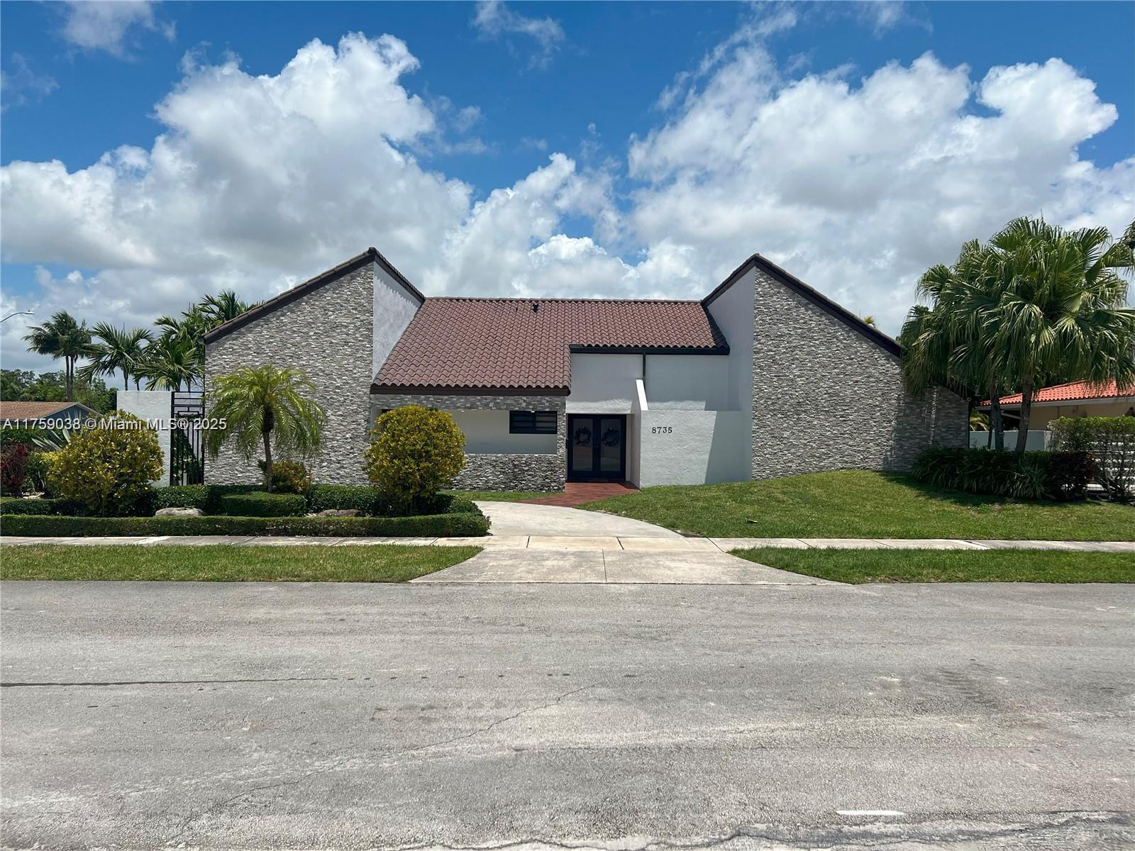 8735 Sw 54th Ter, Miami, Broward County, Florida - 4 Bedrooms  
3 Bathrooms - 