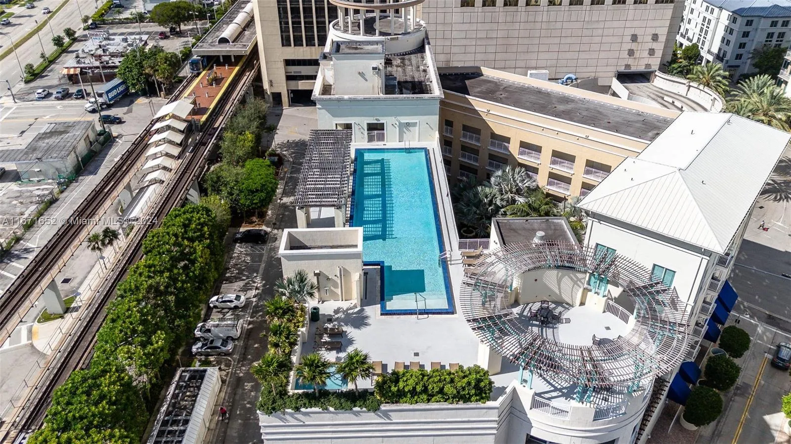 Miami, Florida 33156, United States, 3 Bedrooms Bedrooms, ,2 BathroomsBathrooms,Residential,Pending,40462